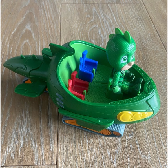 Kids on mask gekko and gekko Mobile. - Picture 2 of 4